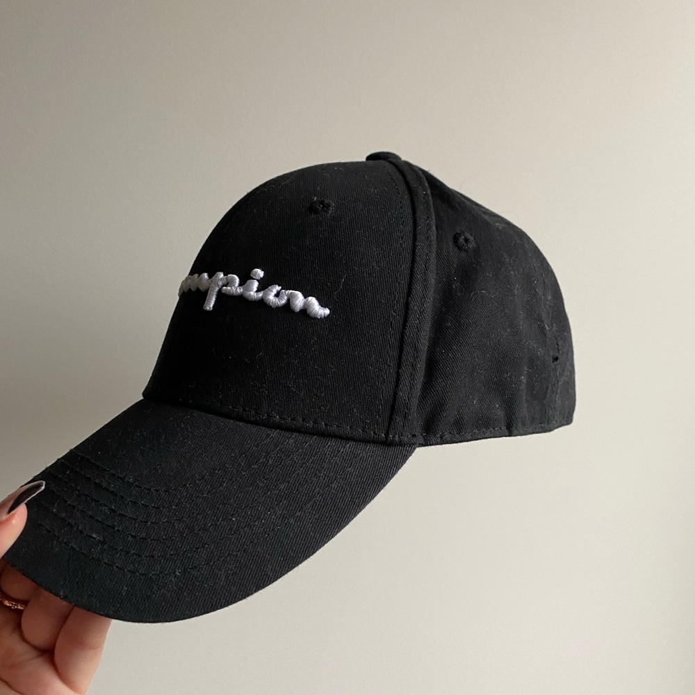 Champion black hat🖤